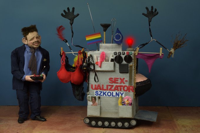 EaLof1oXgAMnNkP?format=jpg&name=small