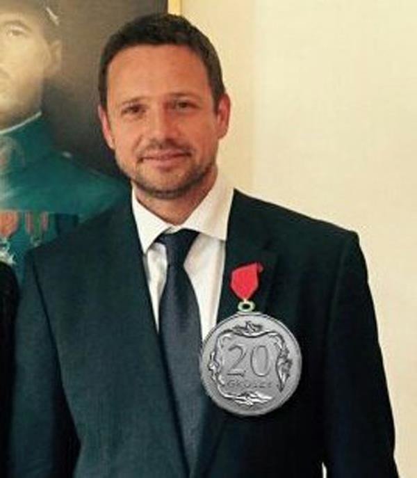 ZxuktkqTURBXy8zMTlkMTkwNjBiMTgzZDM5ZDZlM