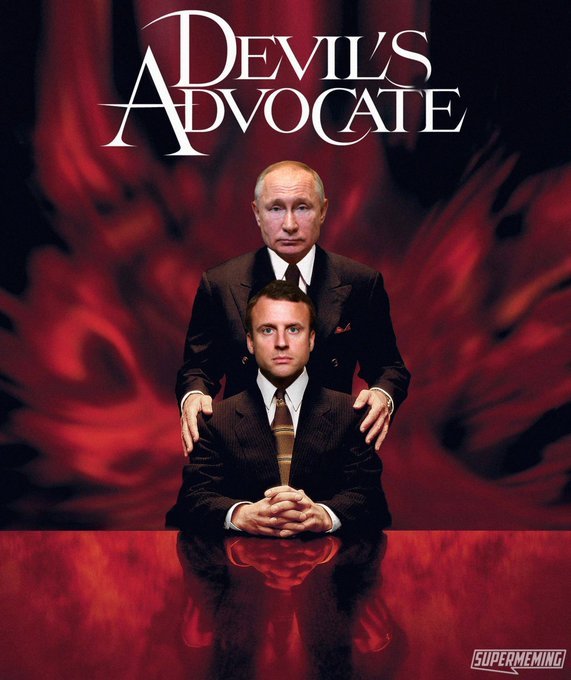 FVfNbsxUAAEiLjS?format=jpg&name=small