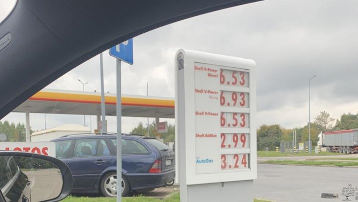 Ruda Śląska. Takie ceny są na jednej ze stacji paliw.