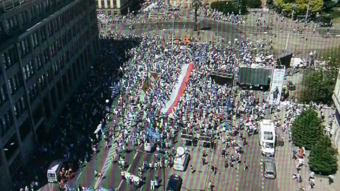 View image on Twitter