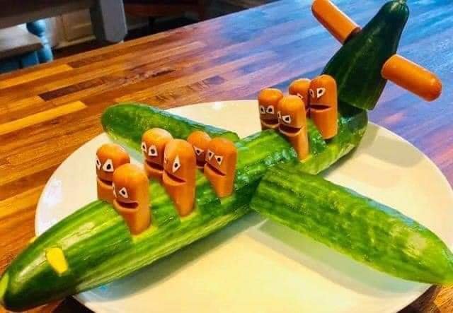 EyhAyGlW8AYN5th?format=jpg&name=small