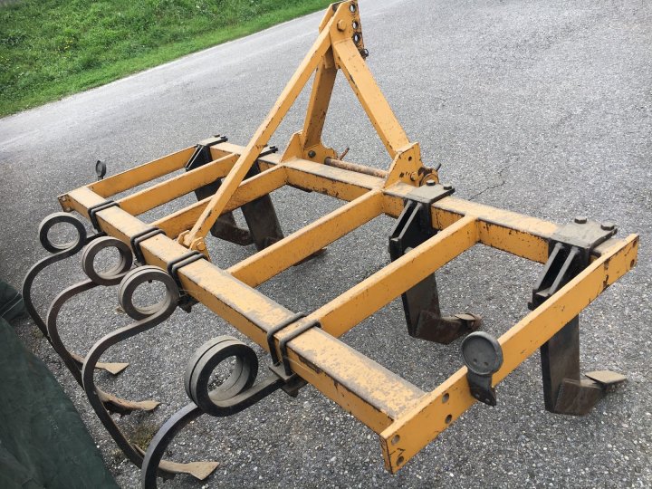 Grubber  Bodenbearbeitung 2