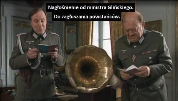 Może być zdjęciem przedstawiającym 2 osoby, ludzie stoją i tekst „Nagłośnienie od ministra Glińskiego. Do zagłuszania powstańców. 一”