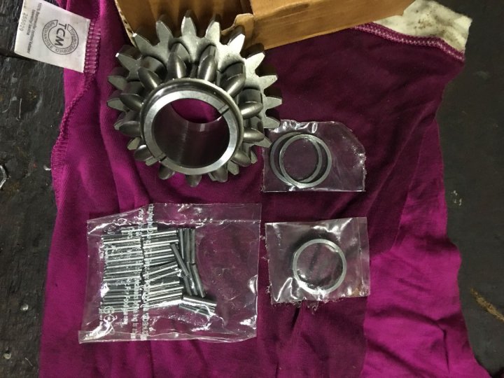 Massey Ferguson Umkehrzahnrad