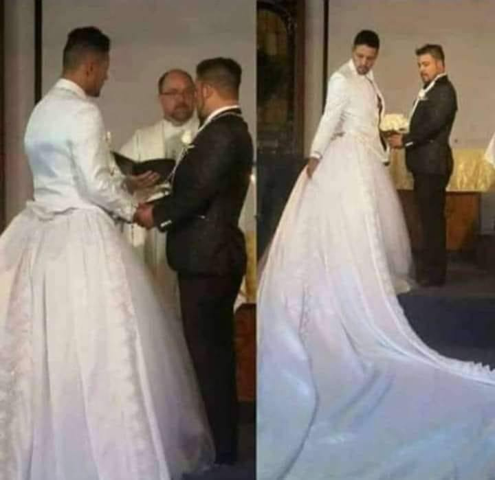 EaDrYH0WAAEjiPZ?format=png&name=900x900