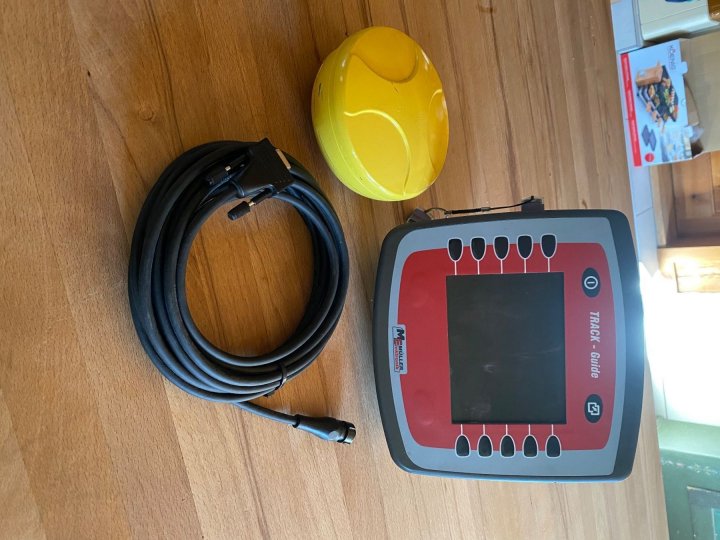 Müller Elektronik Track-Guide