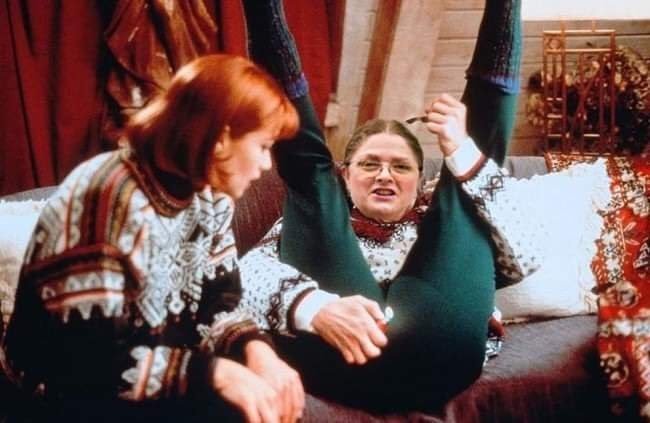 EtpH3afWYAEu7iY?format=jpg&name=small