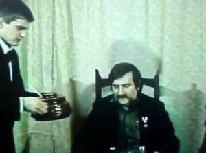 Obraz może zawierać: co najmniej jedna osoba i broda