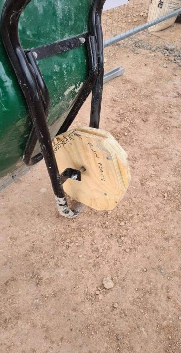 177023769_332896398186481_54452941543223