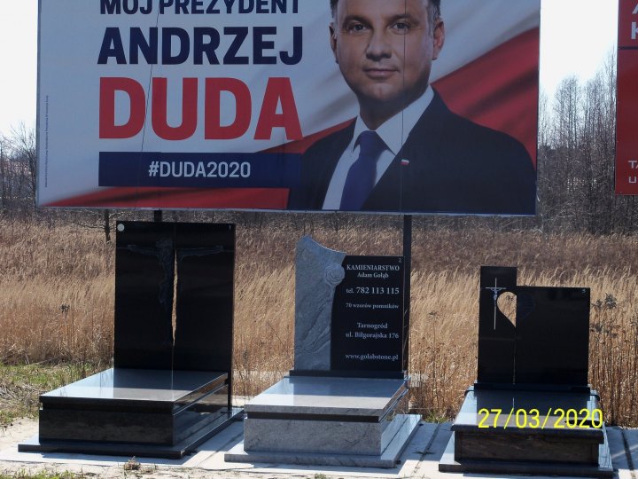 EUN2LS3X0AMuJE0?format=jpg&name=large