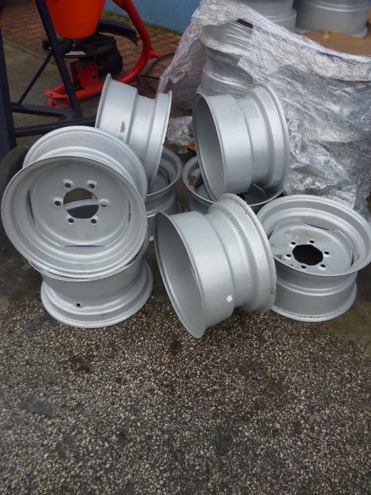 Znalezione obrazy dla zapytania zetor 16 przod