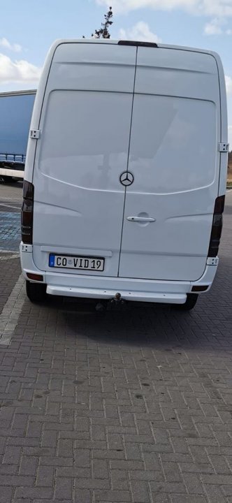 91521405_1686331464850562_53480337143727