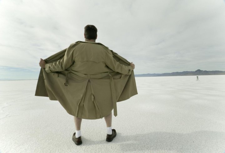 Ekshibicjonizm – przyczyny. Co robić na widok ekshibicjonisty? -  PoradnikZdrowie.pl