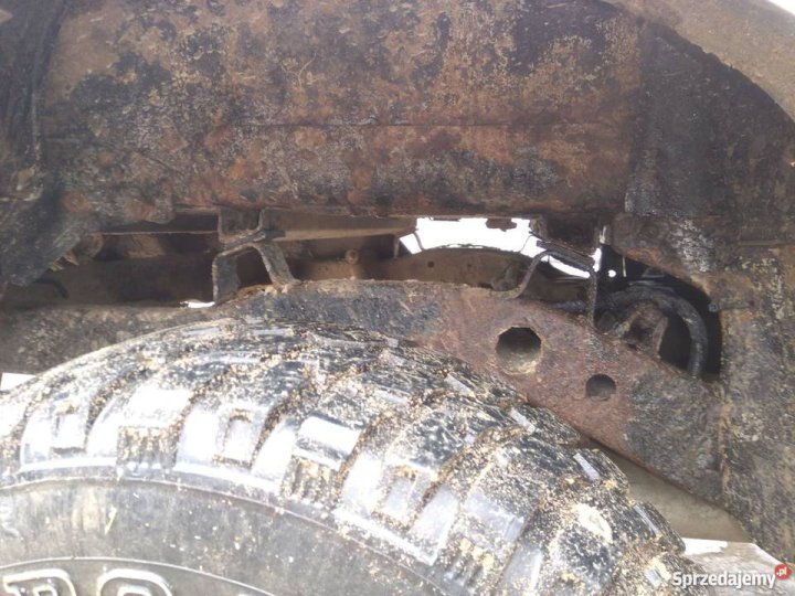 Mitsubishi L200 2.5td uszkodzony Soce - Sprzedajemy.pl