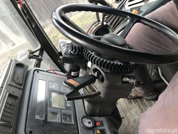 Mocowanie napędu nawigacji