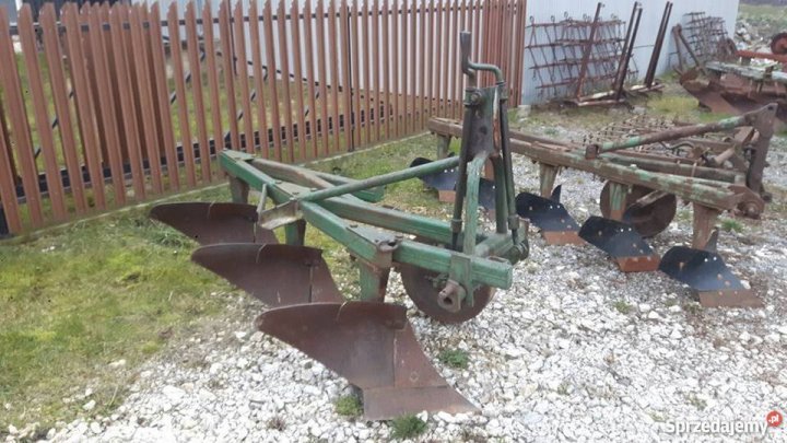 plug-3skibowy-duzy-grudziadz-stan-swieto