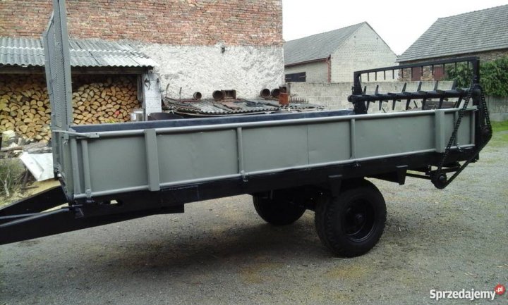 sprzedam-rozrzutnik-jednoosiowy-slaskie-