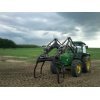 John Deere 2140