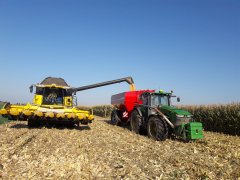 JD 8370r&HorshTitanUW34 + NH CAR 9080