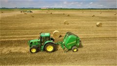 John Deere V451M