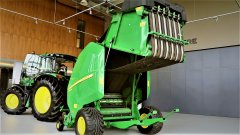 John Deere V451M