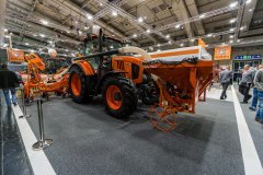 Kubota M7131