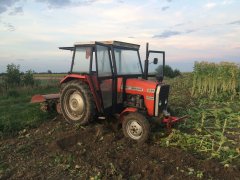 Massey Ferguson 235 & Glebogryzarka Akpil