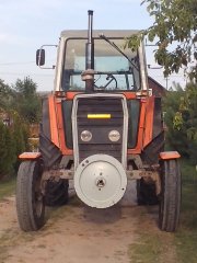 Massey Ferguson 590