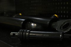 Siłowniki hydrauliczne Waryński.