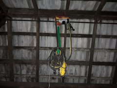 Suwnica do bel słomy na poddaszu