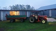 Ursus C-360 i rozrzutnik 