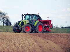 Claas Arion 630