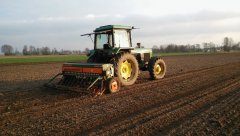 JD 3040 + Amazone D7