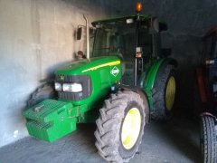 John Deere5720