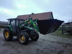 John Deere 3300x 