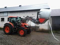 Kubota M9960