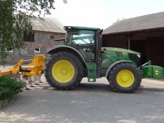 John Deere 6140R