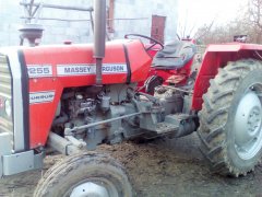 Massey Ferguson 255