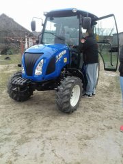 New Holland Boomer