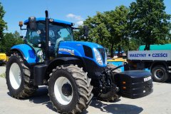 New Holland T7 