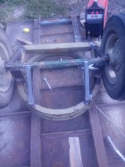 Pełny skręt i tył do przyczepki