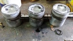 Tłoki do ciągnika MF 255