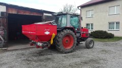 Massey Ferguson 3050 & KUHN MDS 1141