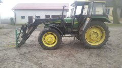 John Deere 1640 z ładowaczem BAAS