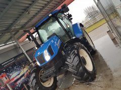 New Holland t6.140