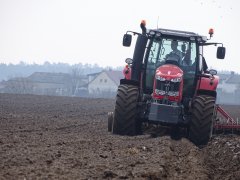 Massey ferguson 7718