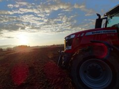 Massey ferguson 7718