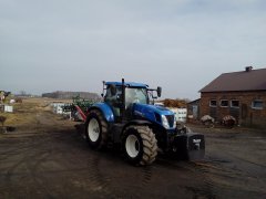 New Holland T7.270AC i Kverneland ES100