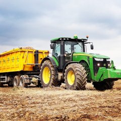 John Deere 8320R 